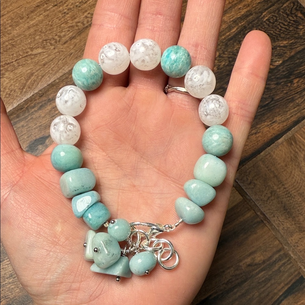 Elegant Amazonite and calcite Beaded Bracelet